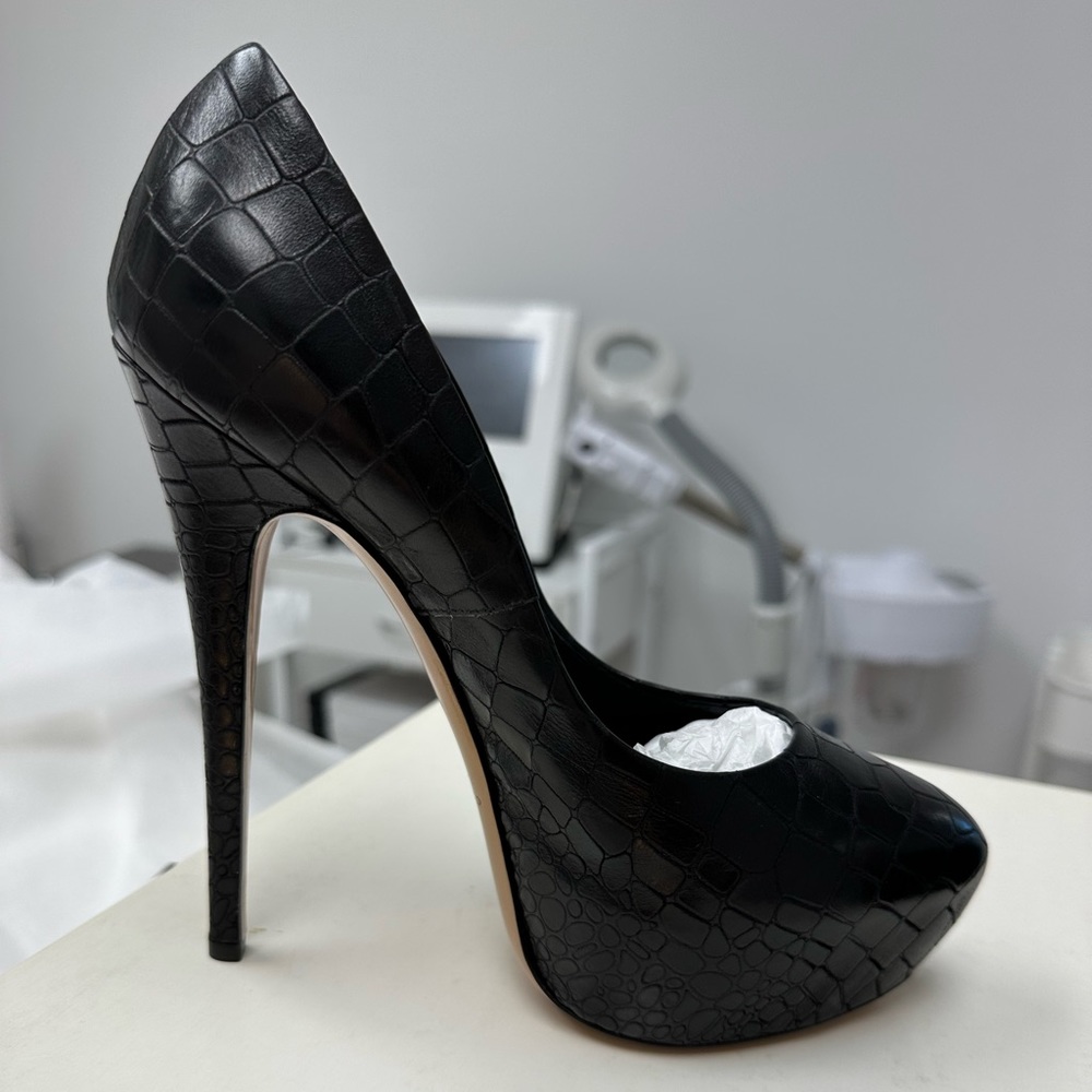 Casadei pumps